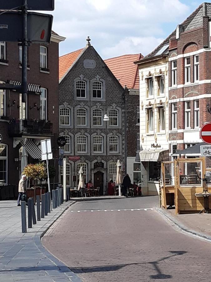 Roermond Uniek Stadspand, Compleet Woonhuis Ngoại thất bức ảnh